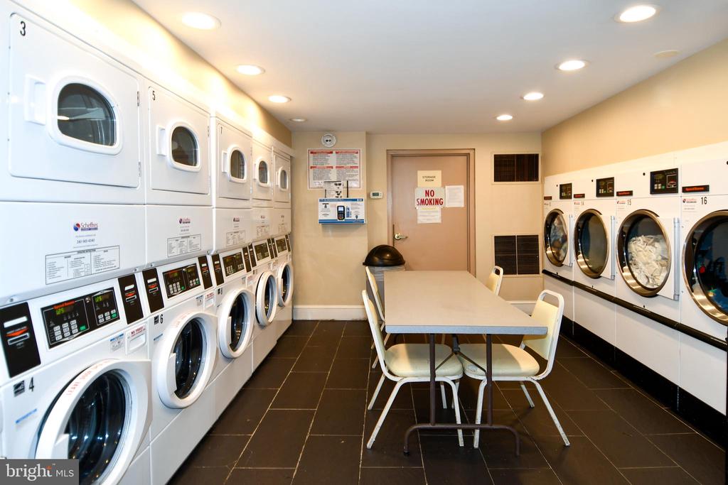 2501 CALVERT STREET NW Unit: 605