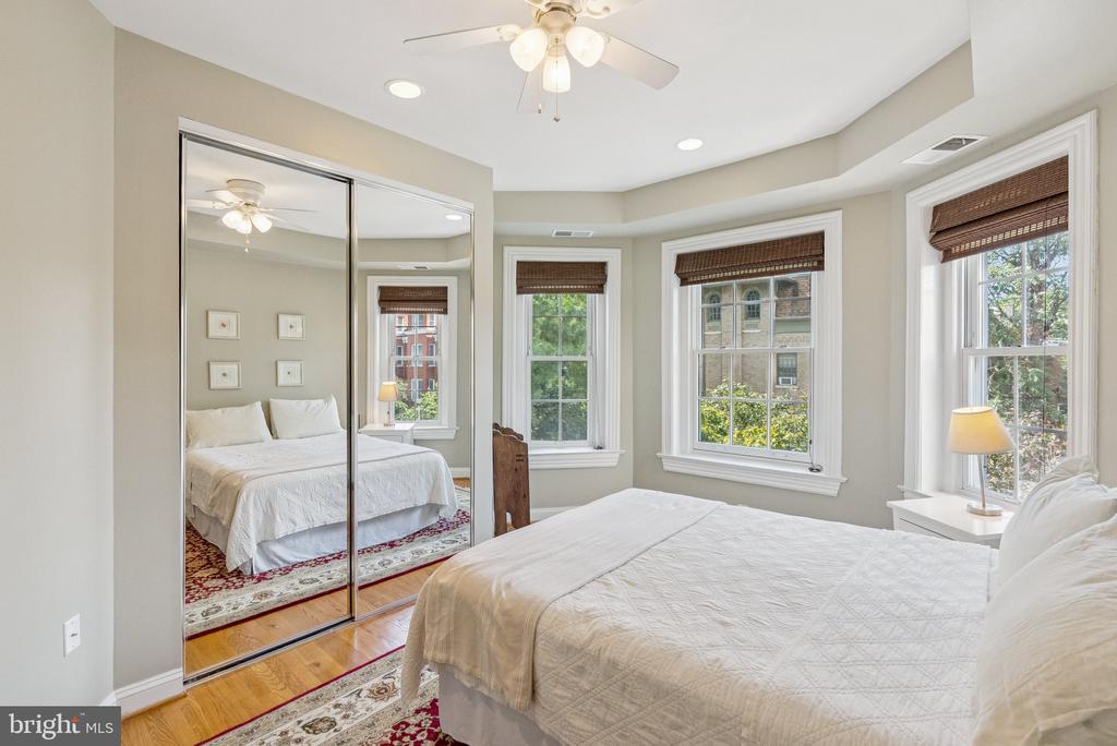 1633 NEWTON STREET NW Unit: 3