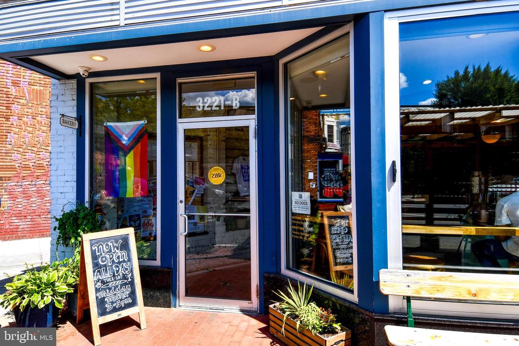 1633 NEWTON STREET NW Unit: 3