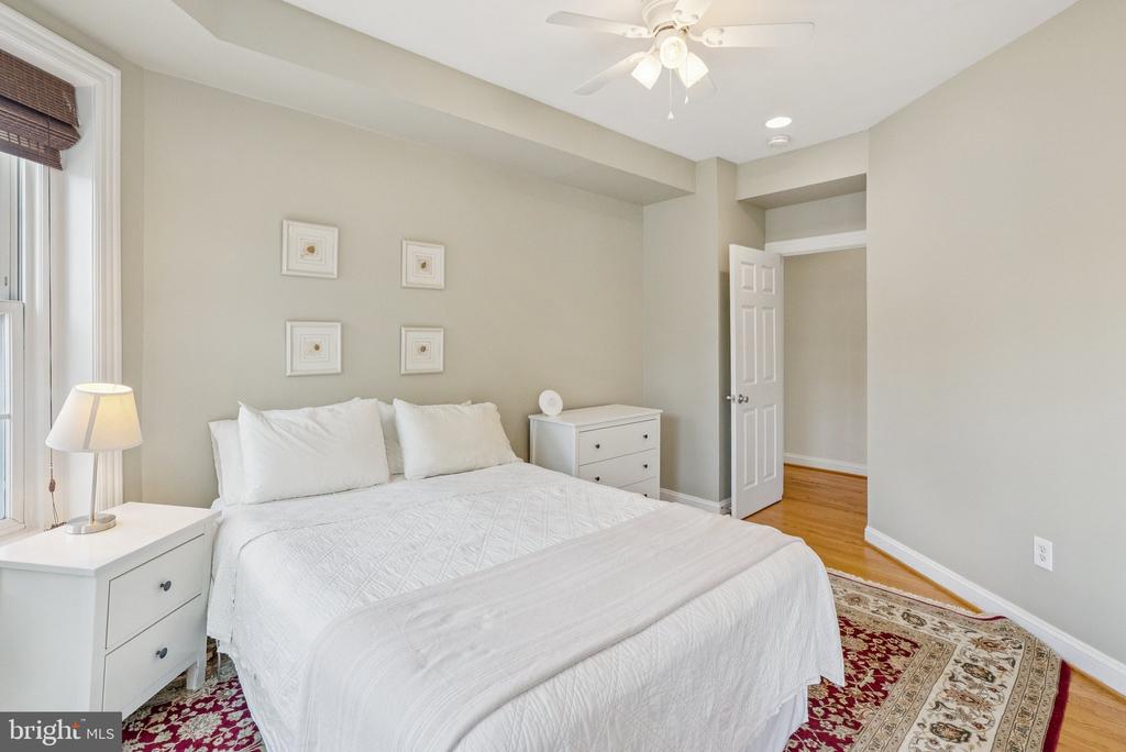 1633 NEWTON STREET NW Unit: 3