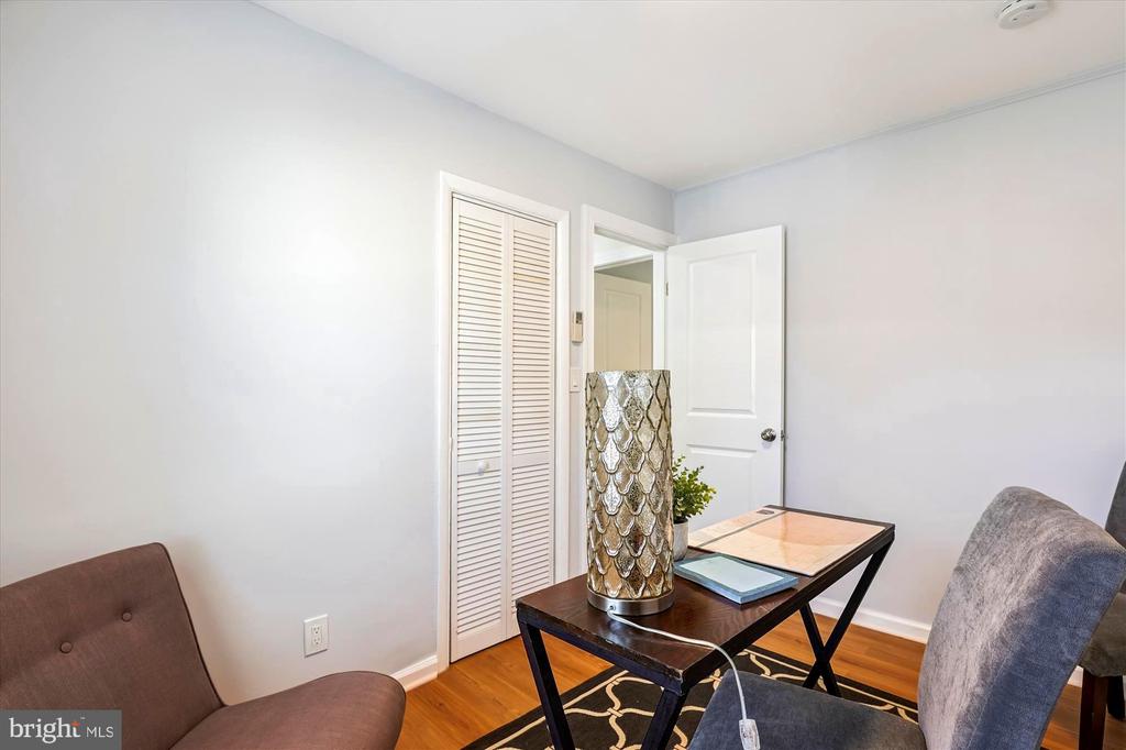2018 E STREET NE