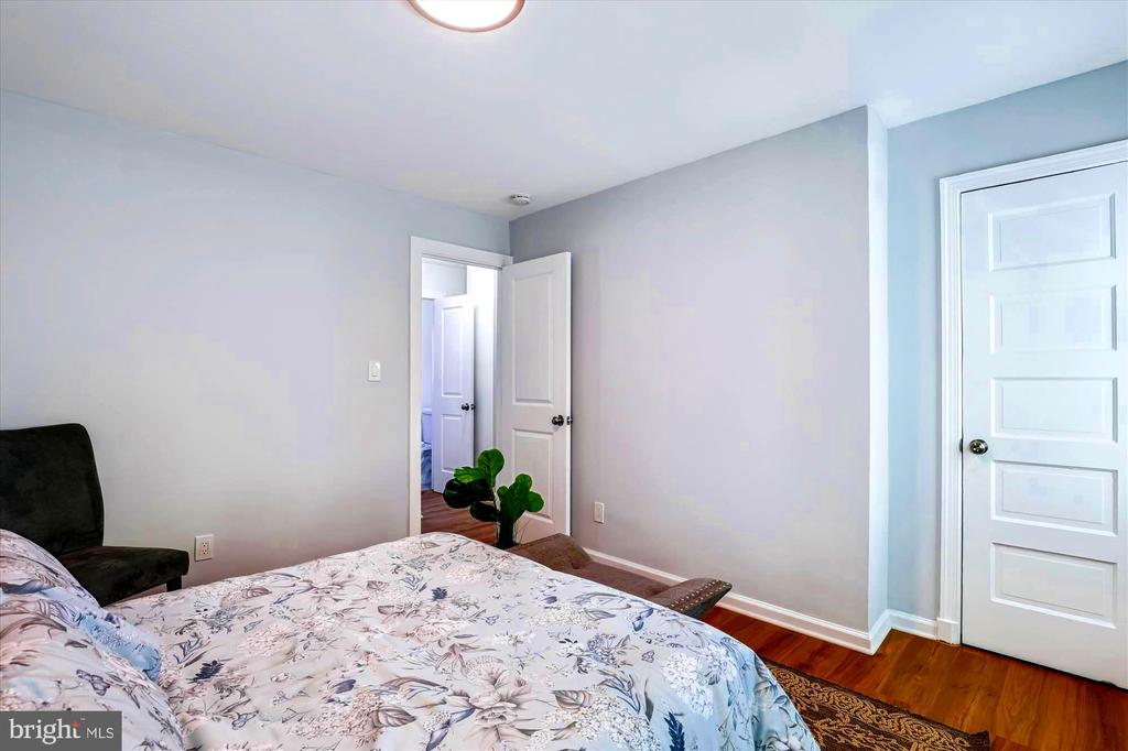 2018 E STREET NE