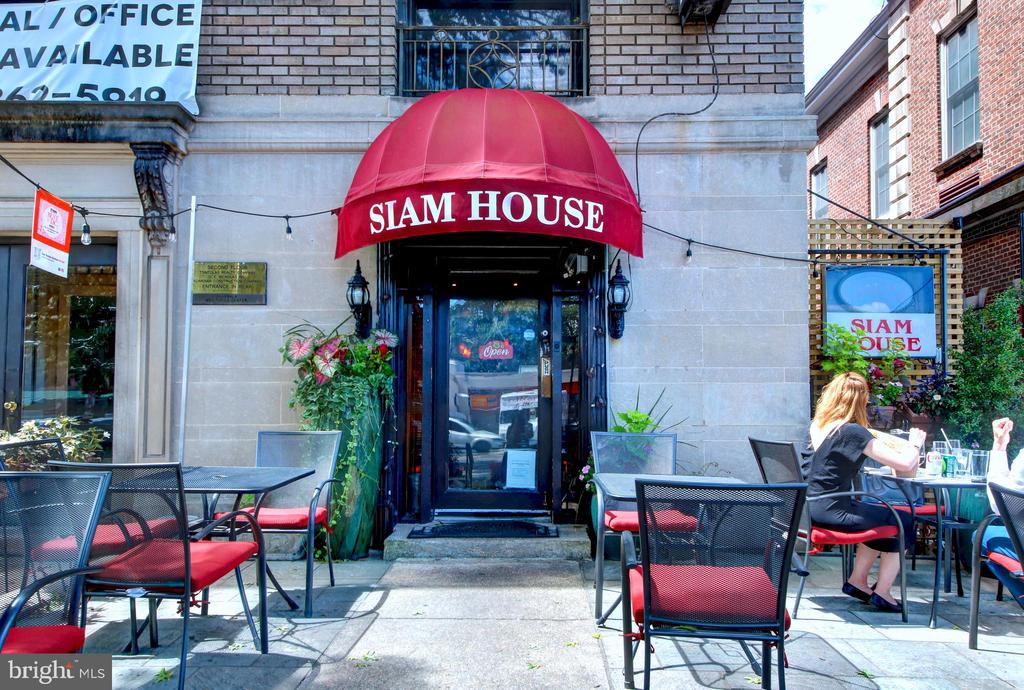 3031 SEDGWICK STREET NW Unit: 102-E