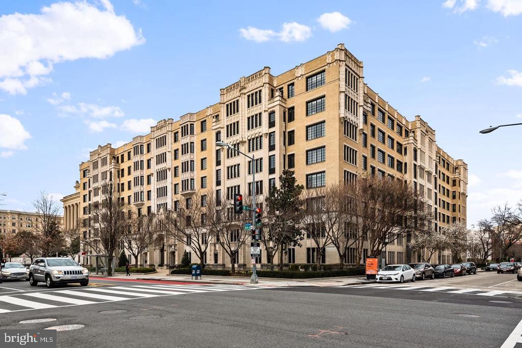 1701 16TH STREET NW Unit: 204
