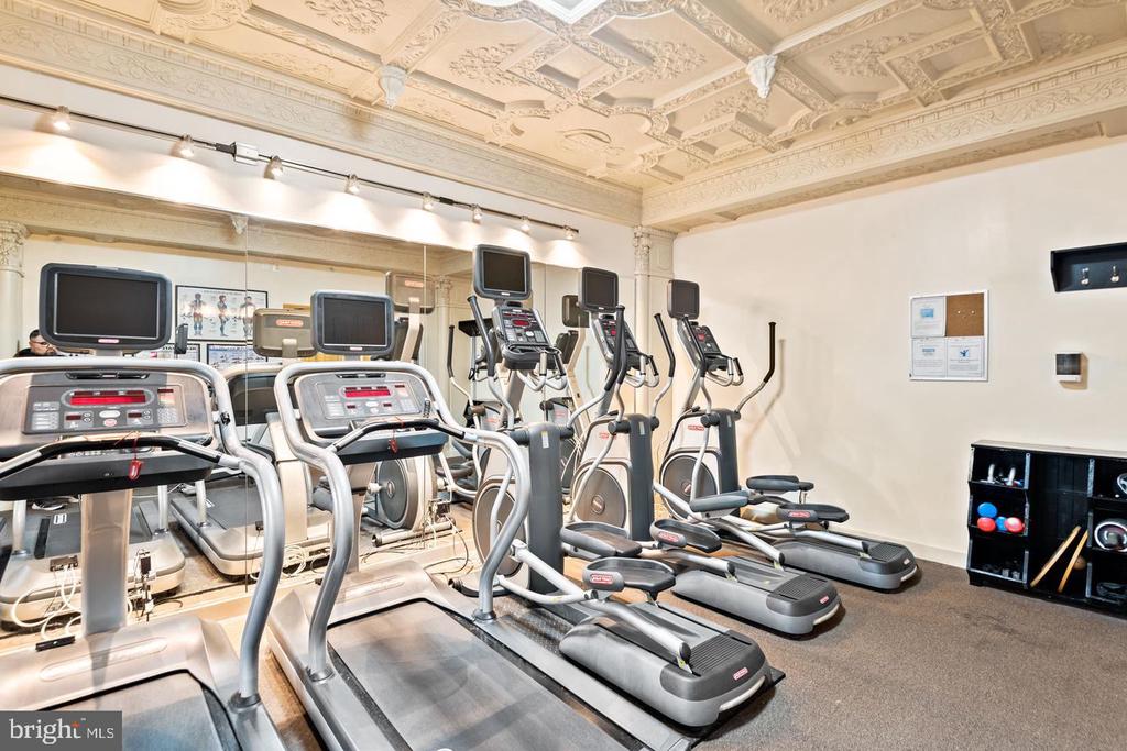 1701 16TH STREET NW Unit: 204