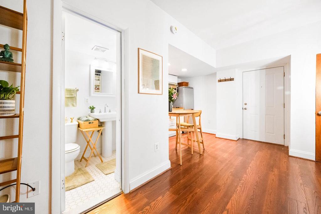 1701 16TH STREET NW Unit: 204