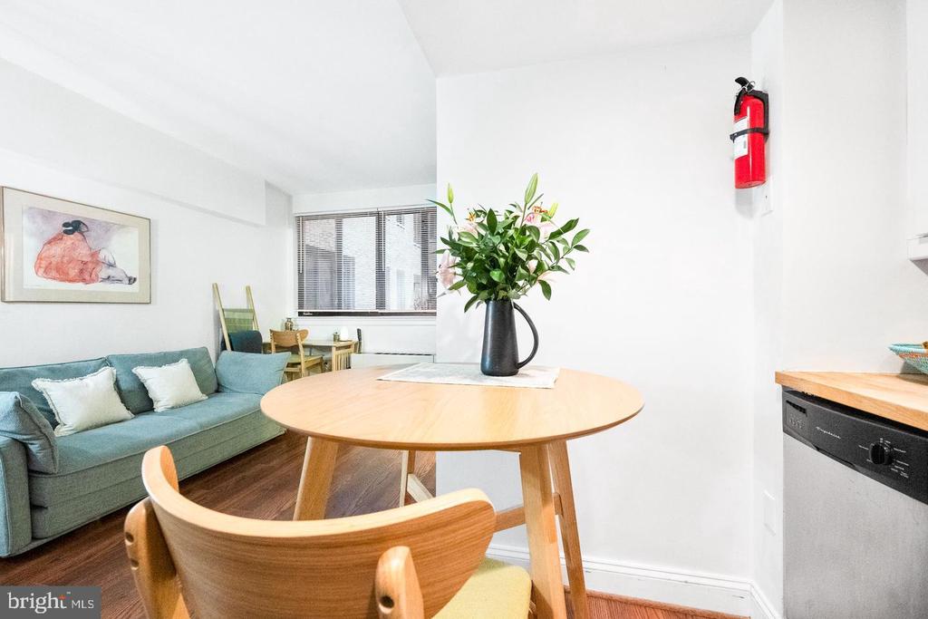1701 16TH STREET NW Unit: 204
