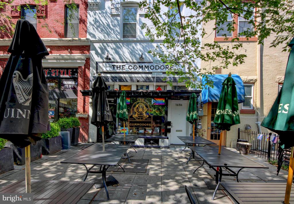 1725 17TH STREET NW Unit: 416