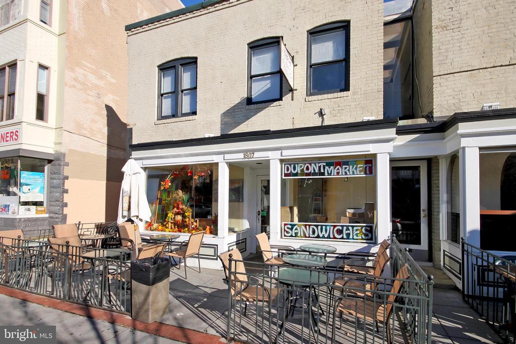 1725 17TH STREET NW Unit: 416