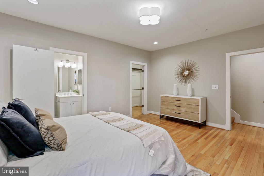 2363 CHAMPLAIN STREET NW Unit: 1
