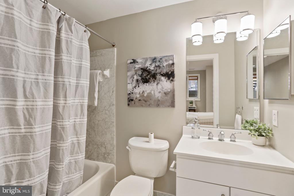 2363 CHAMPLAIN STREET NW Unit: 1