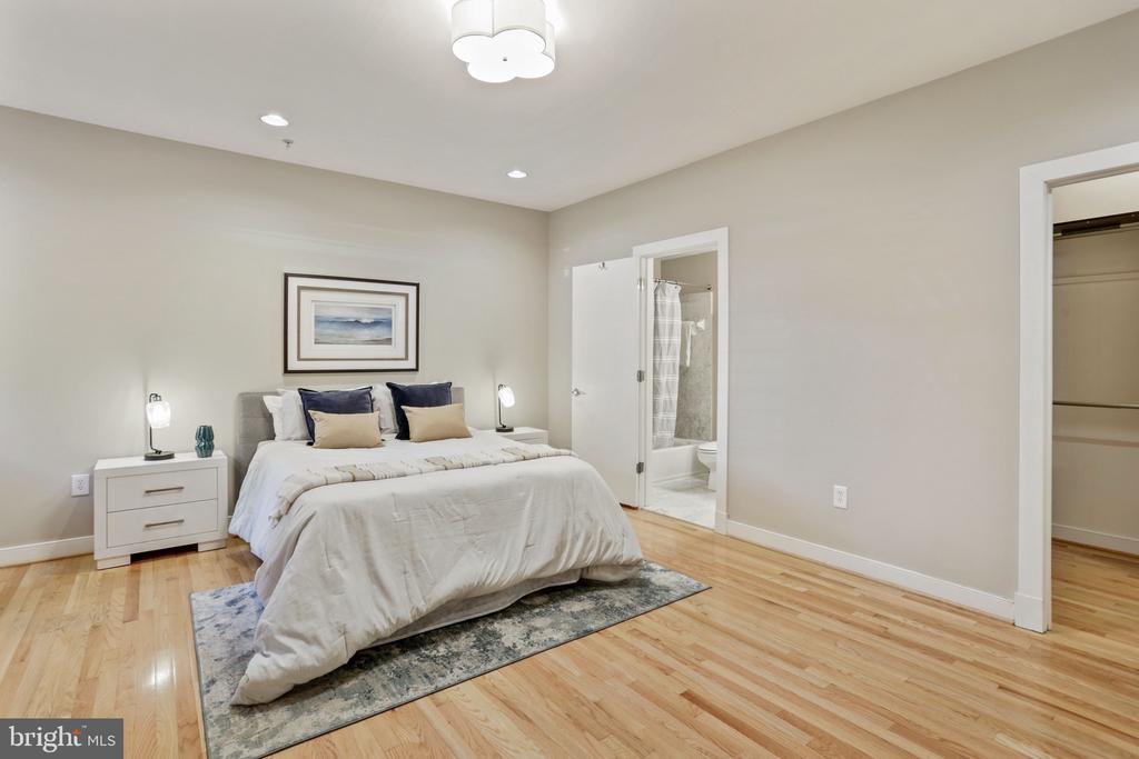 2363 CHAMPLAIN STREET NW Unit: 1