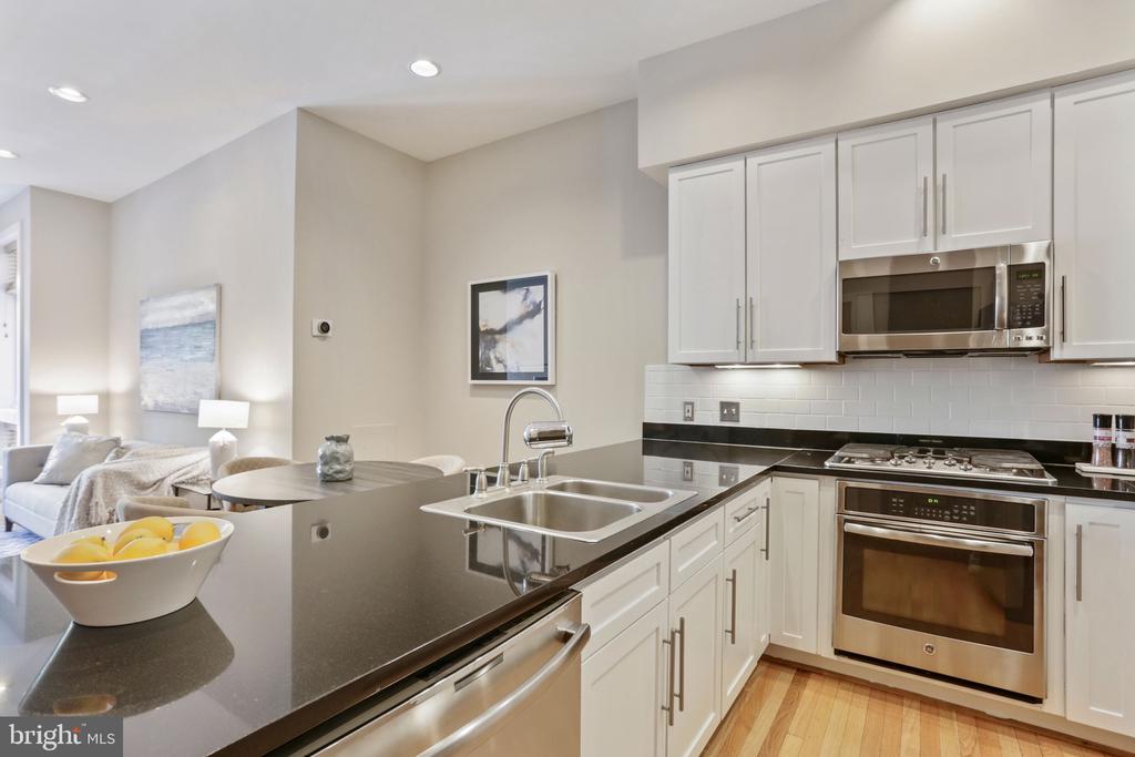 2363 CHAMPLAIN STREET NW Unit: 1