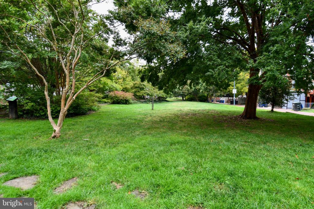 1828 NORTH CAPITOL STREET NW