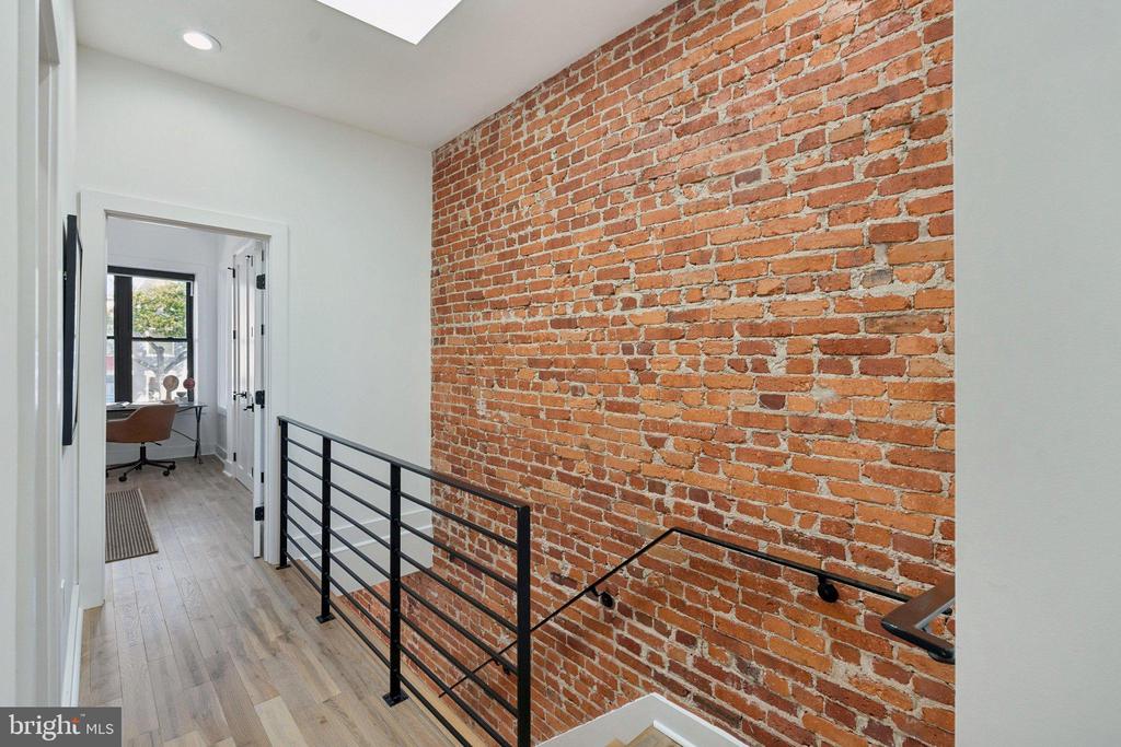 1828 NORTH CAPITOL STREET NW
