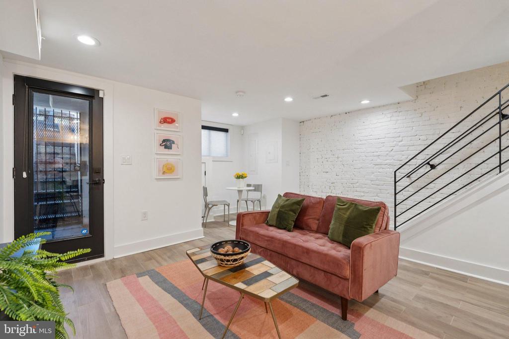 1828 NORTH CAPITOL STREET NW