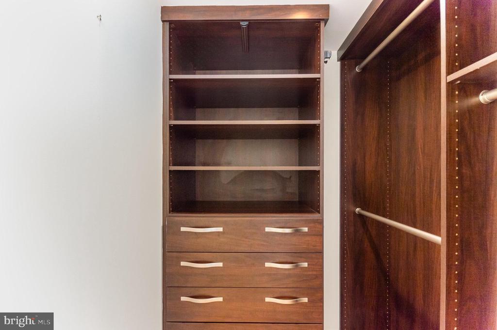 1450 CHURCH STREET NW Unit: 203