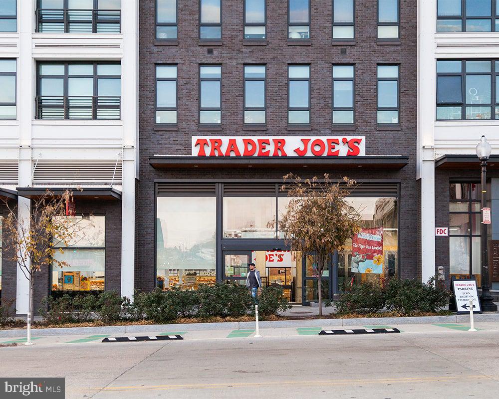 1450 CHURCH STREET NW Unit: 203
