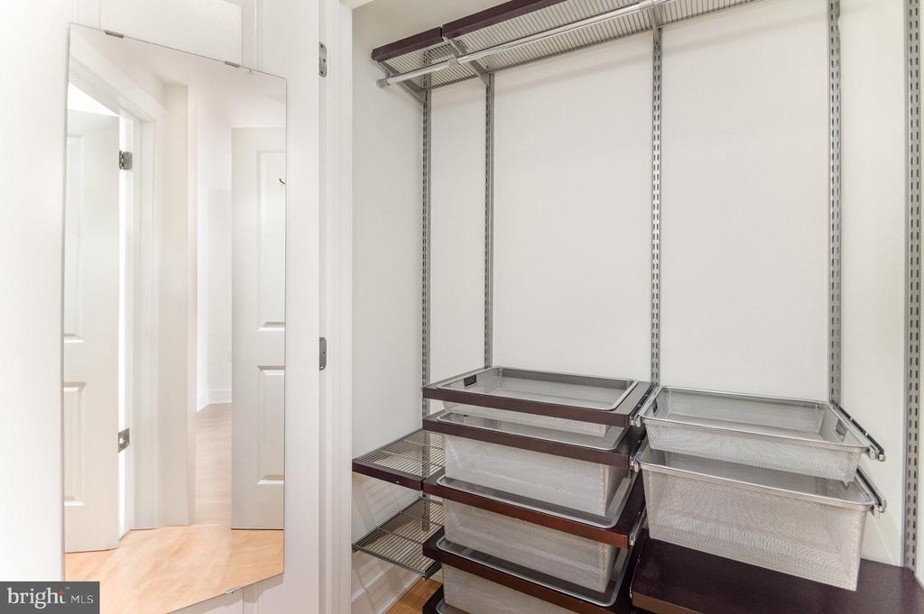 1450 CHURCH STREET NW Unit: 203