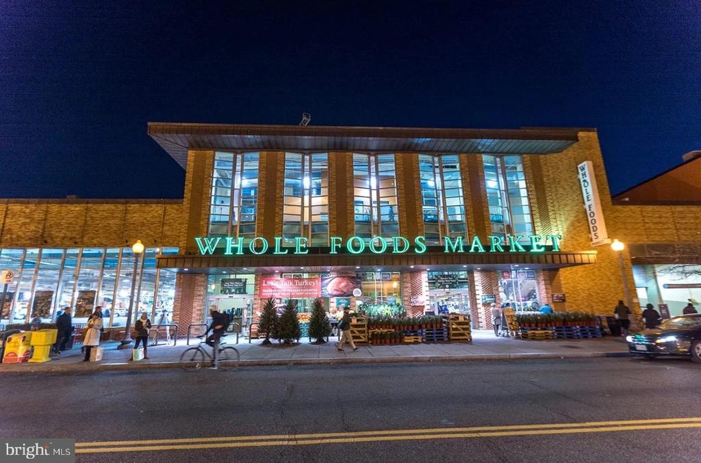 1450 CHURCH STREET NW Unit: 203