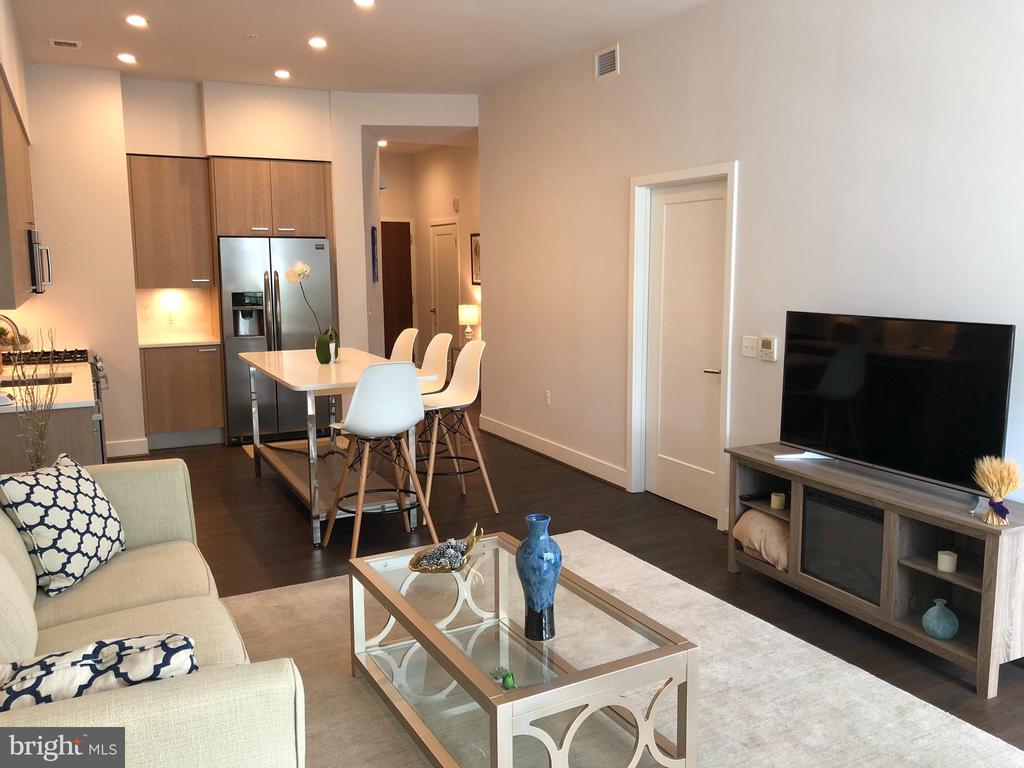 525 WATER STREET SW Unit: 308