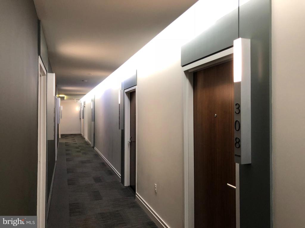 525 WATER STREET SW Unit: 308