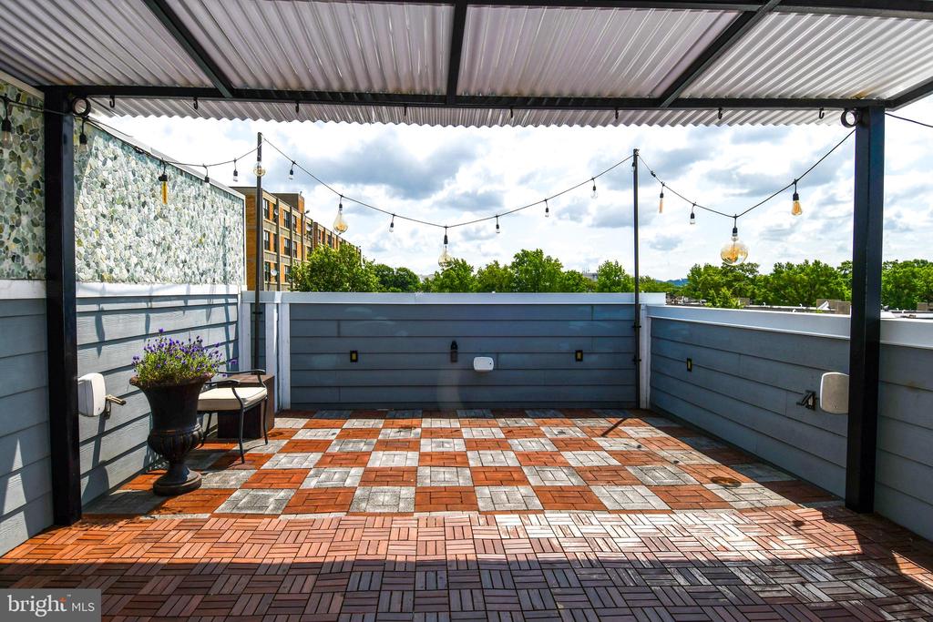 719 12TH STREET SE Unit: 3