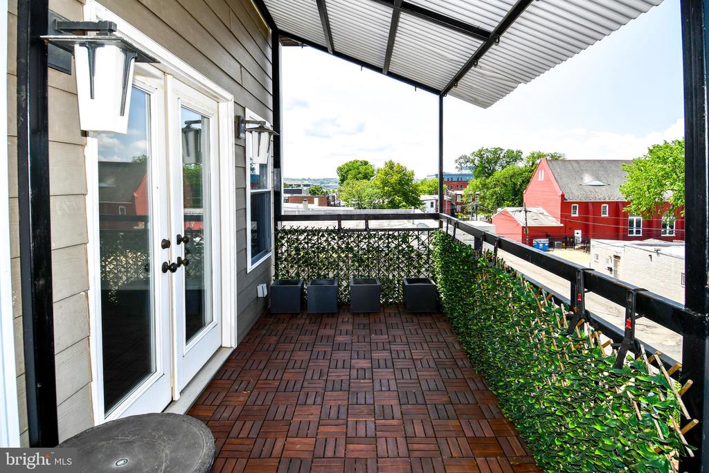 719 12TH STREET SE Unit: 3