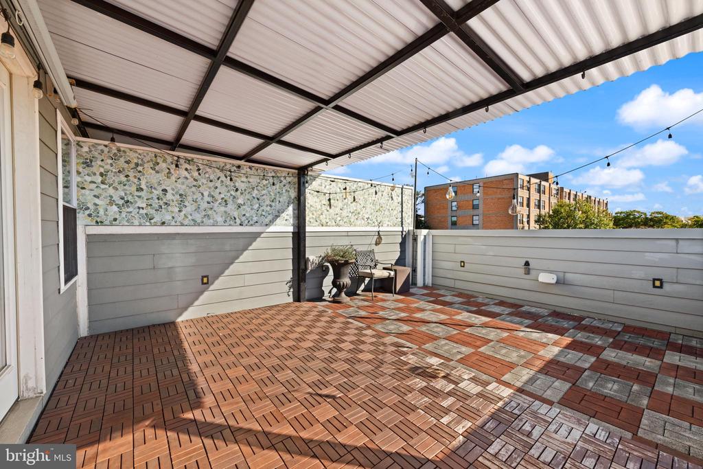 719 12TH STREET SE Unit: 3