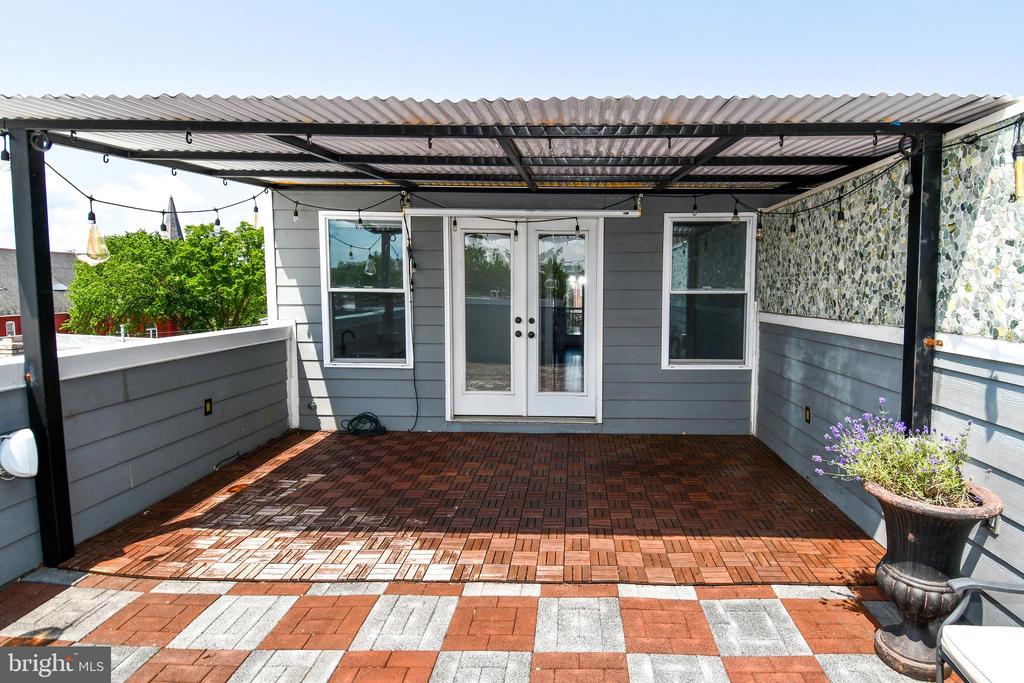 719 12TH STREET SE Unit: 3