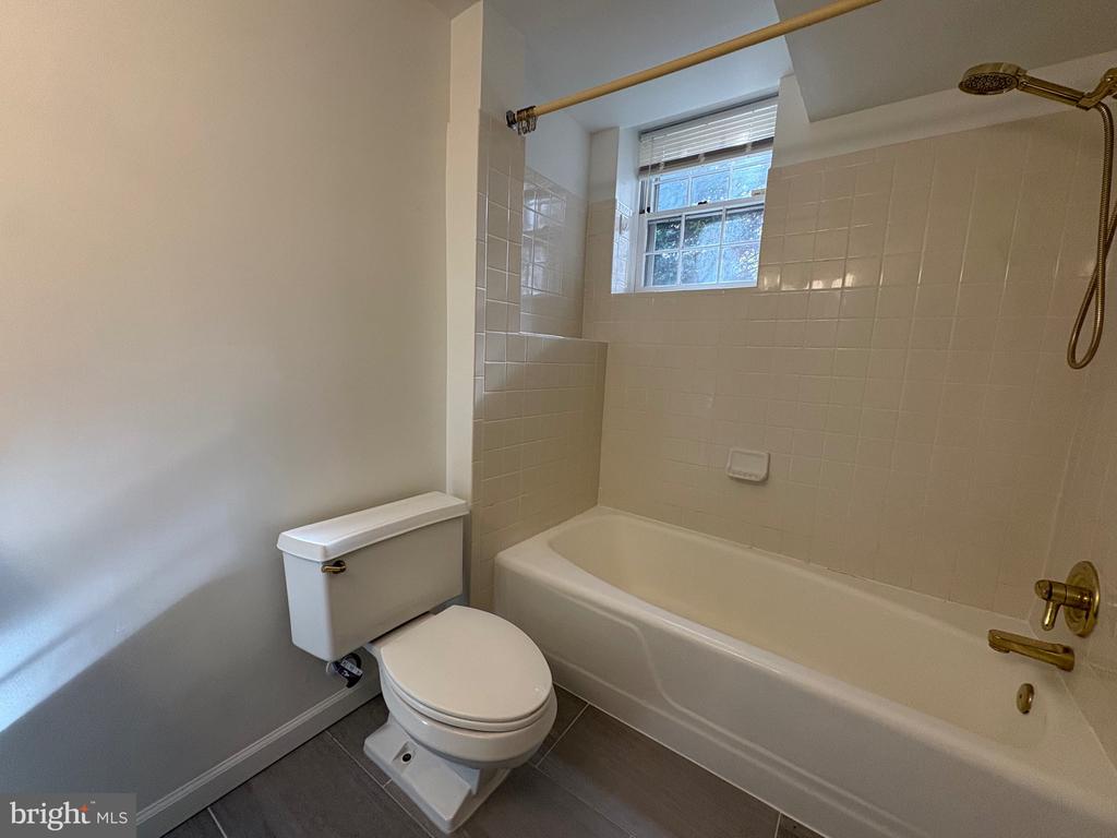3620 38TH STREET NW Unit: B260