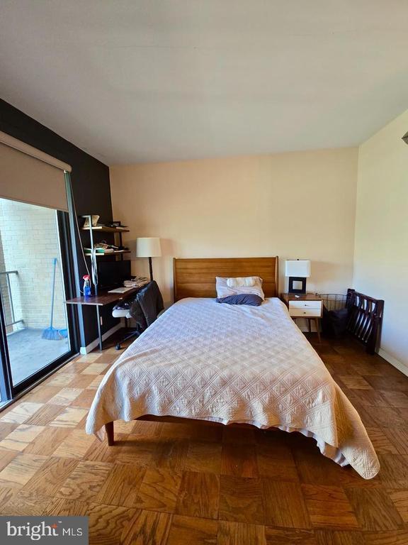 2201 L STREET NW Unit: 820