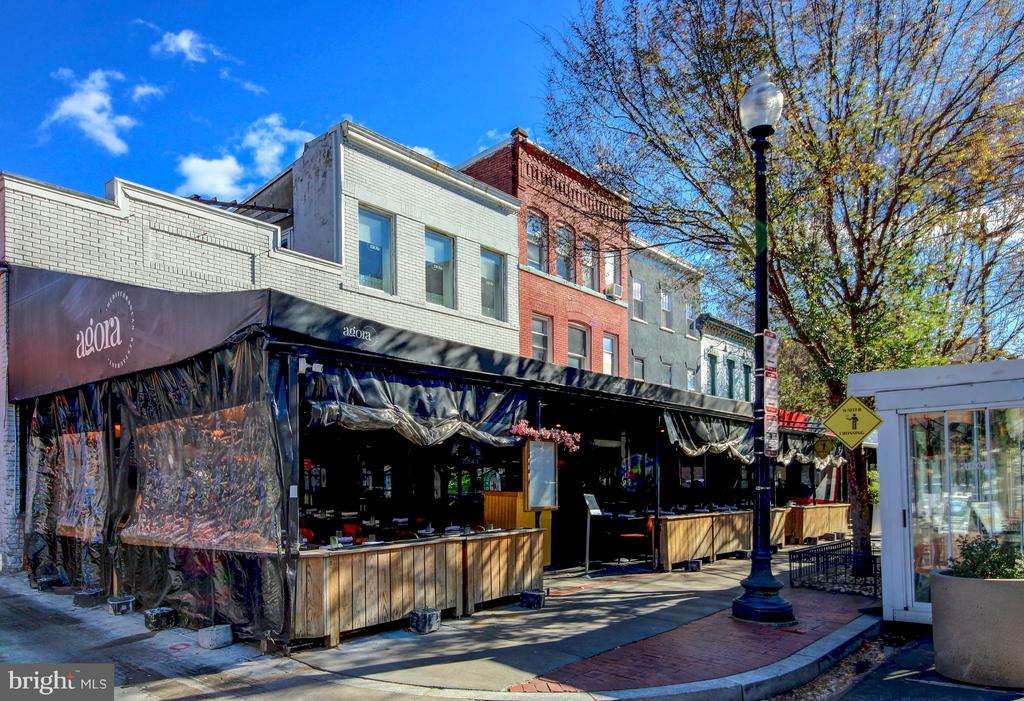 1526 17TH STREET NW Unit: 207