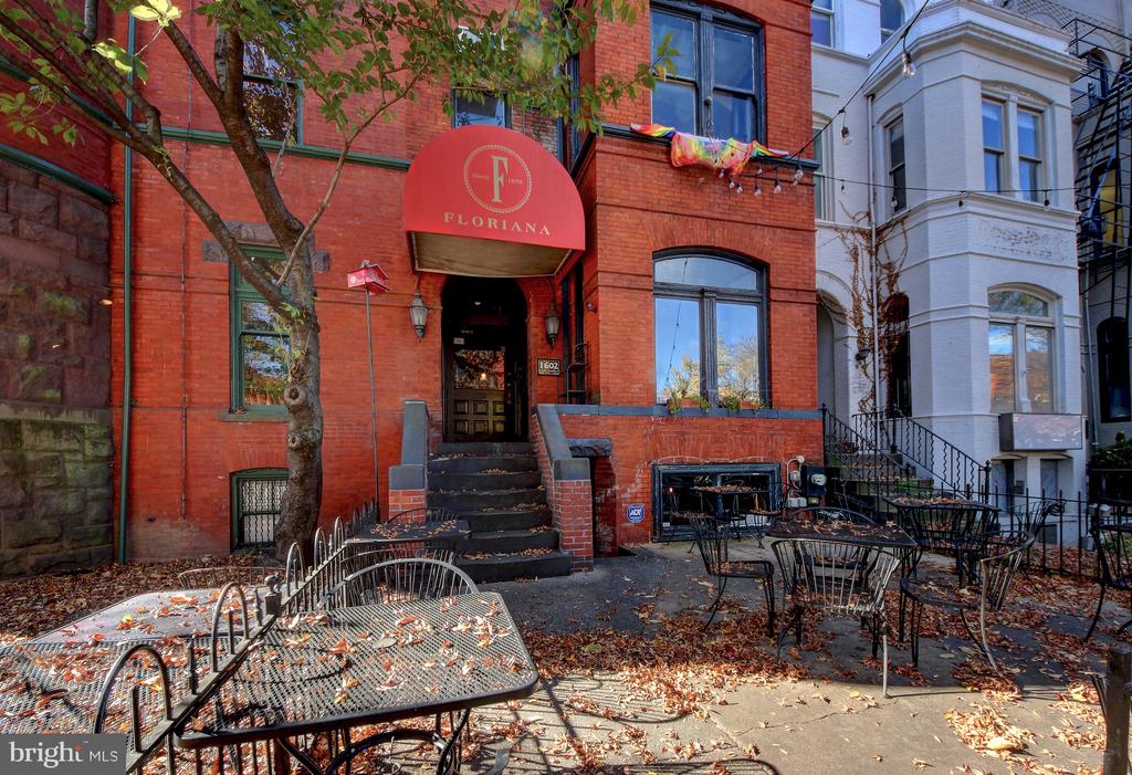 1526 17TH STREET NW Unit: 207