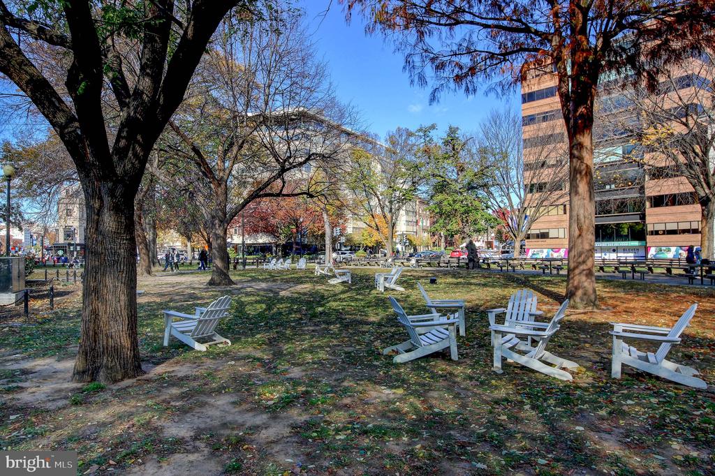1526 17TH STREET NW Unit: 207