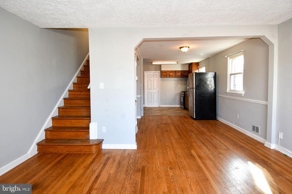 813 JEFFERSON STREET NE