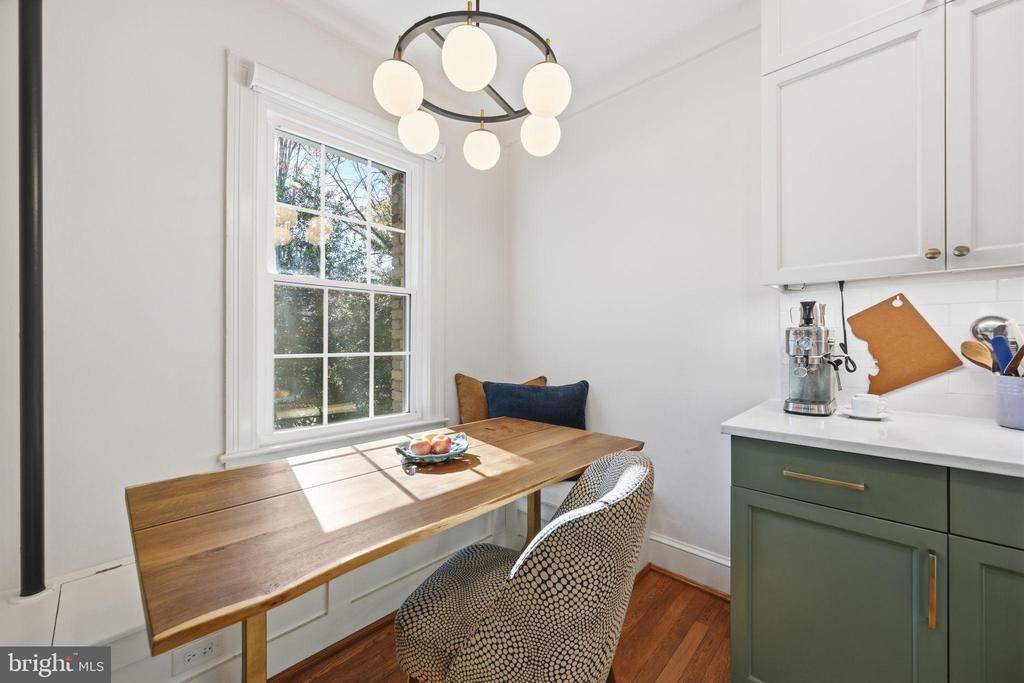5402 CONNECTICUT AVENUE NW Unit: 202