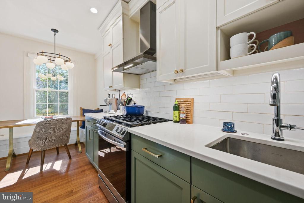 5402 CONNECTICUT AVENUE NW Unit: 202