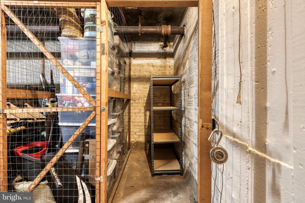 5402 CONNECTICUT AVENUE NW Unit: 202