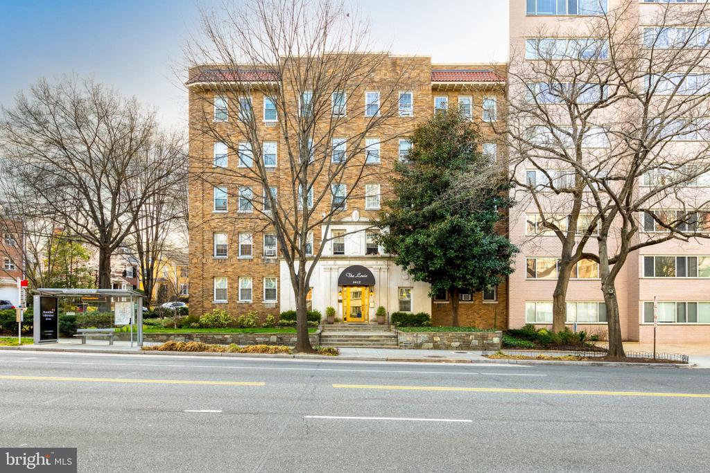 5402 CONNECTICUT AVENUE NW Unit: 202