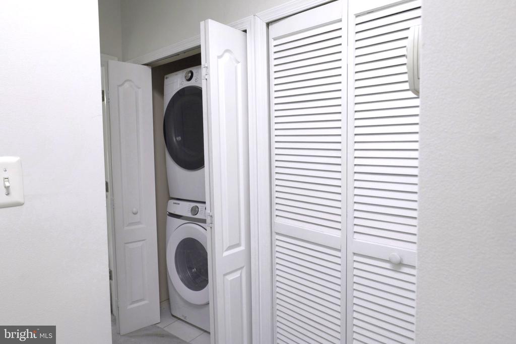 128 THOMAS STREET NW Unit: A