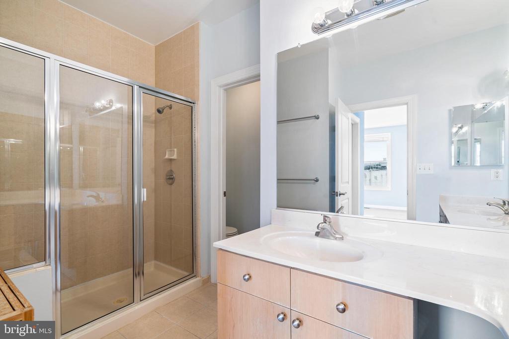 1350 MONROE STREET NW Unit: B
