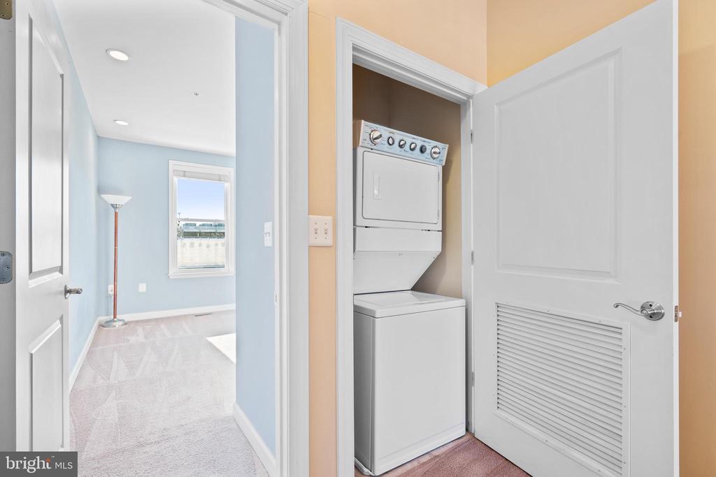 1350 MONROE STREET NW Unit: B