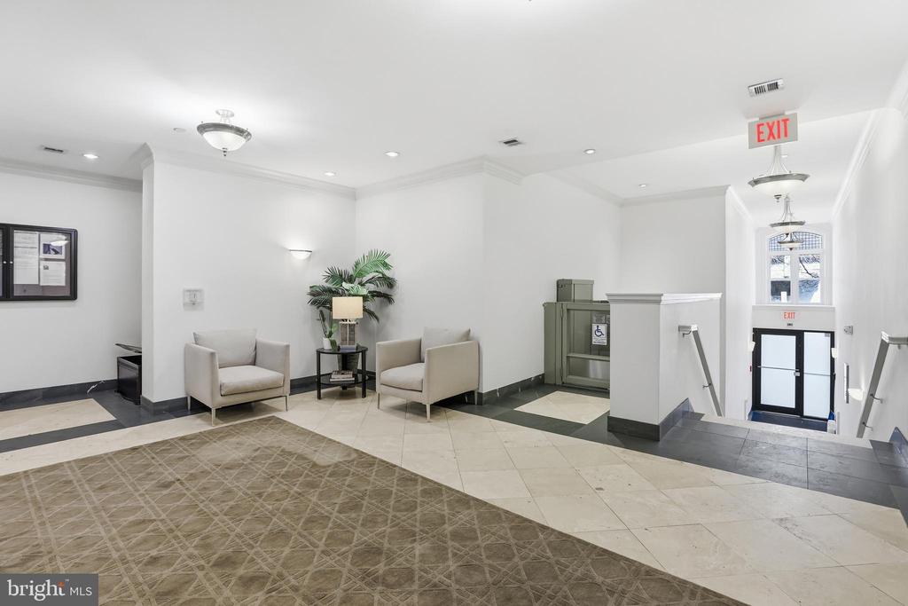1830 JEFFERSON PLACE NW Unit: 11
