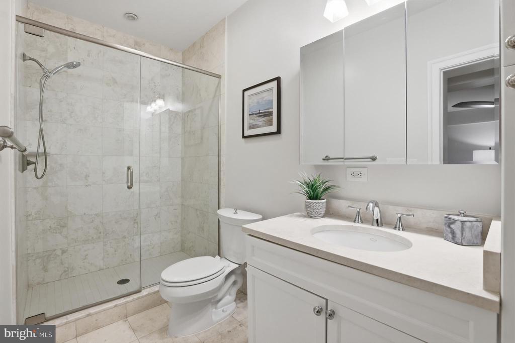 1830 JEFFERSON PLACE NW Unit: 11