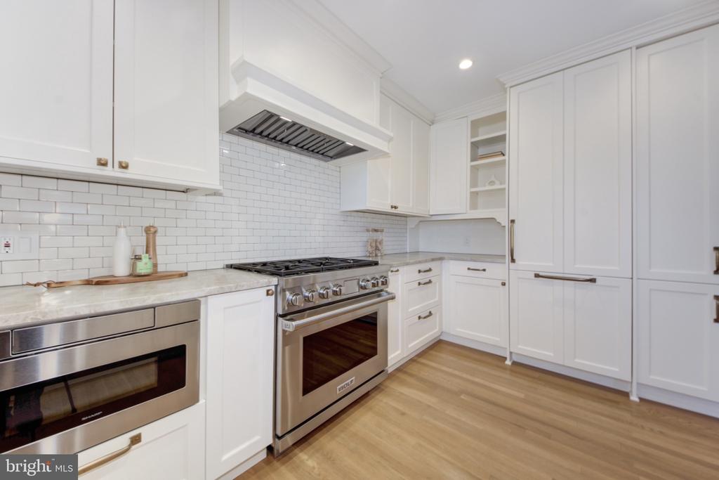 3000 TILDEN STREET NW Unit: 501-I