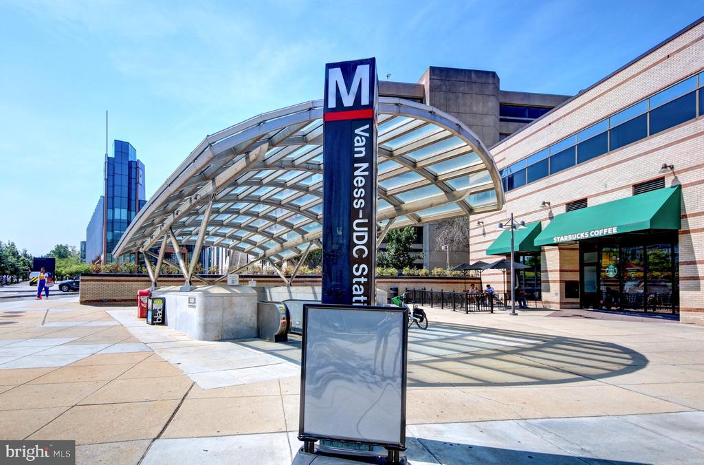 3000 TILDEN STREET NW Unit: 501-I