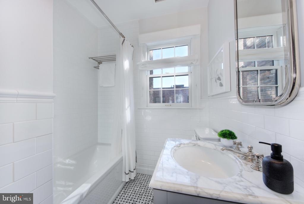 3000 TILDEN STREET NW Unit: 501-I
