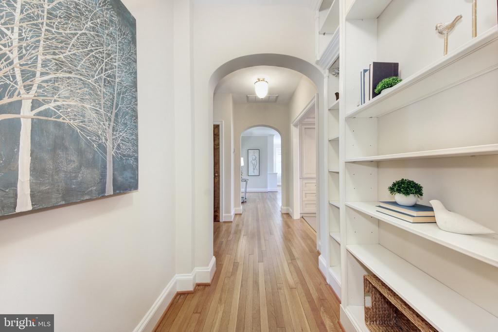 3000 TILDEN STREET NW Unit: 501-I