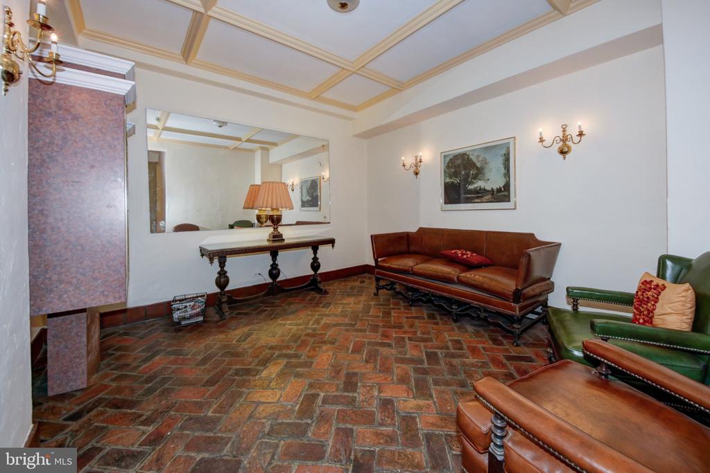 3020 TILDEN STREET NW Unit: 104